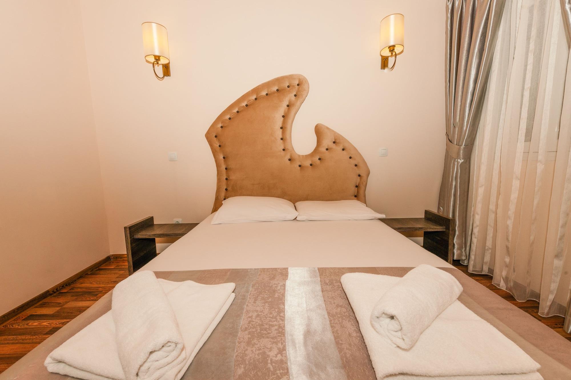 Michelangelo Hotel 4*